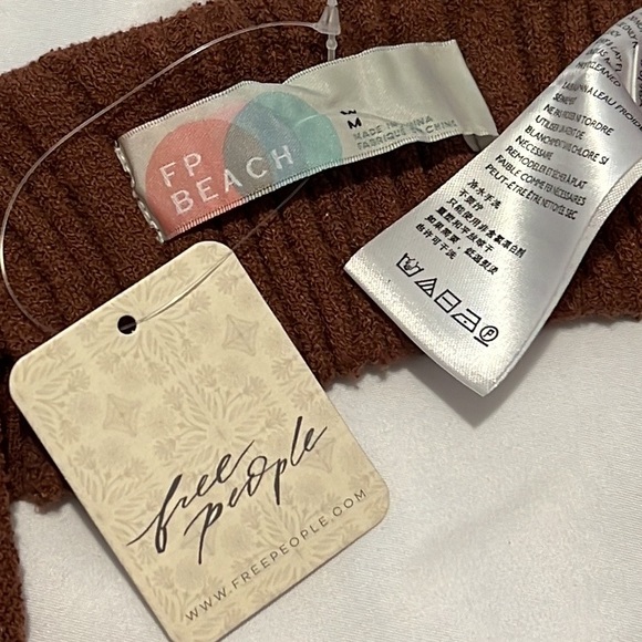 ✨ HOST PICK✨ NWTS FP OPEN BACK SWEATER (M) - Picture 11 of 13